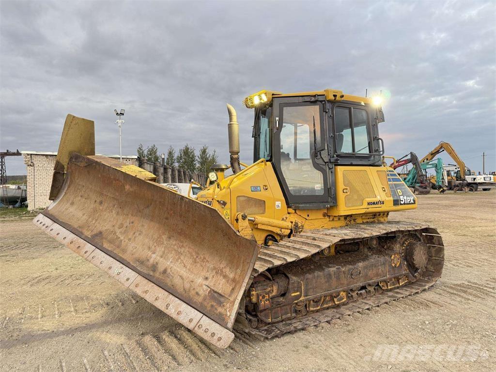 Komatsu D51PX-22 Μπουλντόζες με ερπύστριες