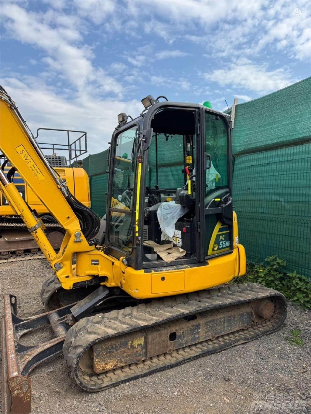 Komatsu PC55MR-5 Εκσκαφείς με ερπύστριες