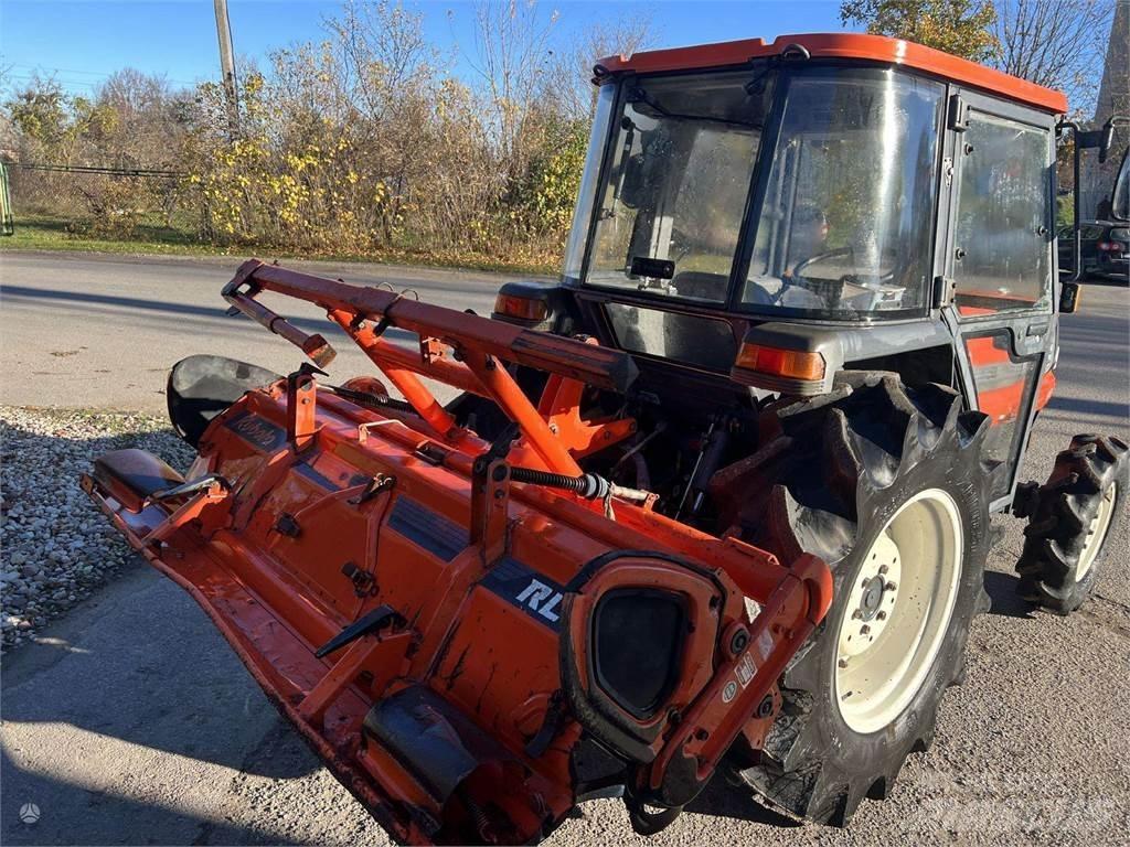 Kubota GL320 Τρακτέρ