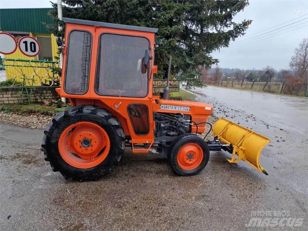 Kubota L245dt Τρακτέρ