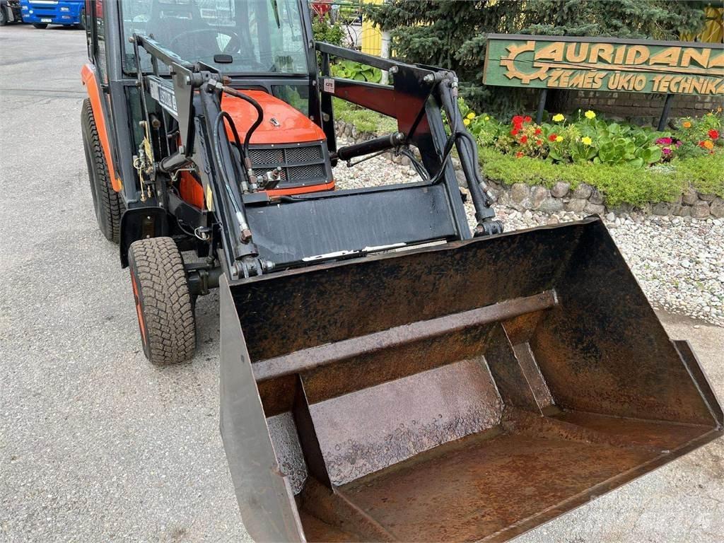 Kubota ST-30 Τρακτέρ