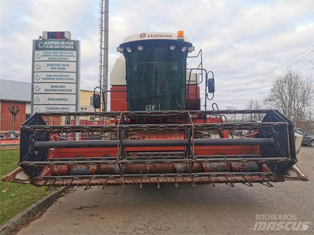 Laverda 3750 Θεριζοαλωνιστικές μηχανές
