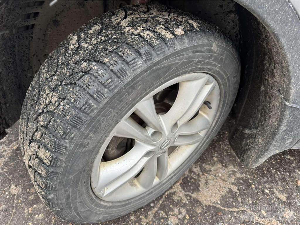 Nissan  Αυτοκίνητα