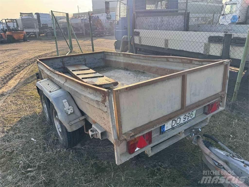 Tauras BZ 2530 Ελαφριές ρυμούλκες