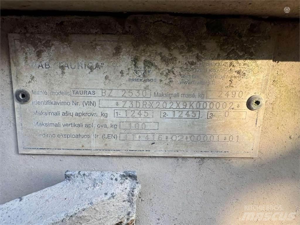 Tauras BZ 2530 Ελαφριές ρυμούλκες