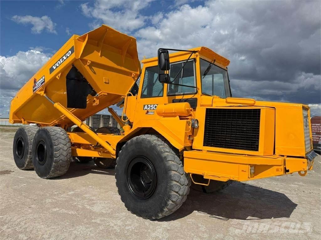 Volvo A25C Σπαστό Dump Truck ADT