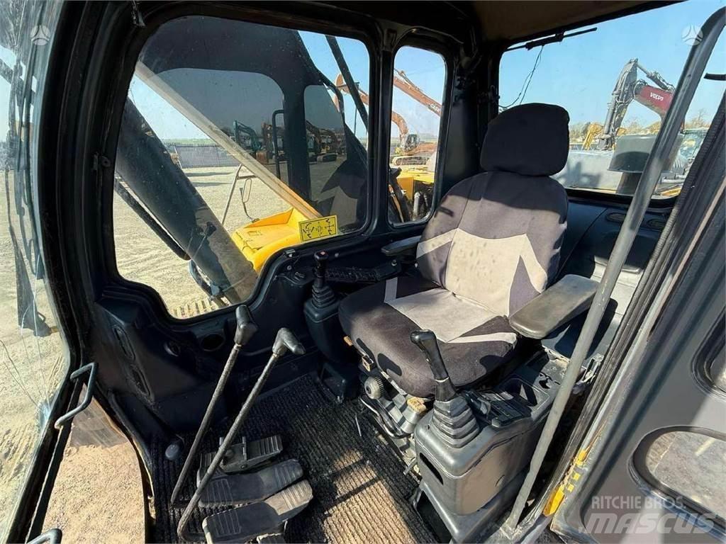 Volvo EC 240 LC Εκσκαφείς με ερπύστριες
