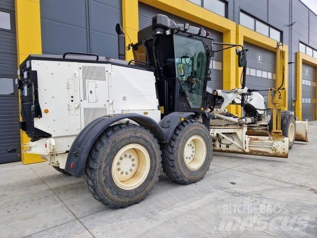 CAT 120AWD Γκρέιντερς