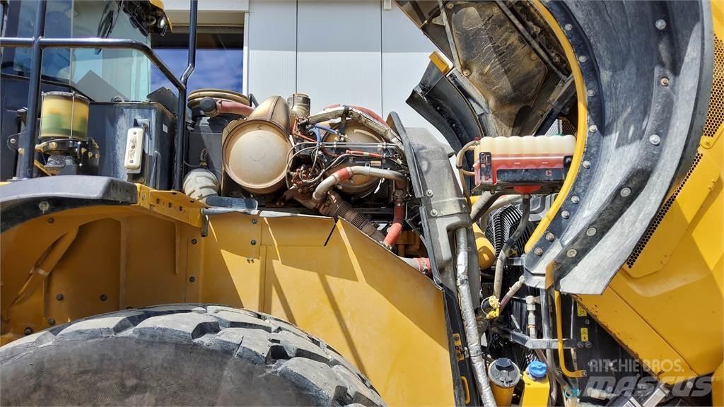 CAT 982M Φορτωτές με λάστιχα (Τροχοφόροι)