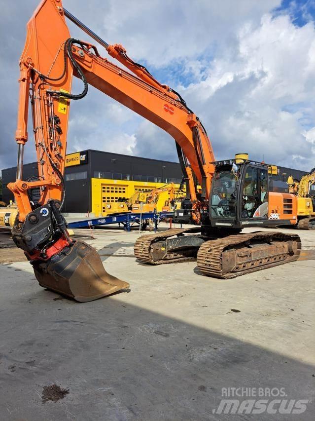 Hitachi ZX300LC-6 Εκσκαφείς με ερπύστριες