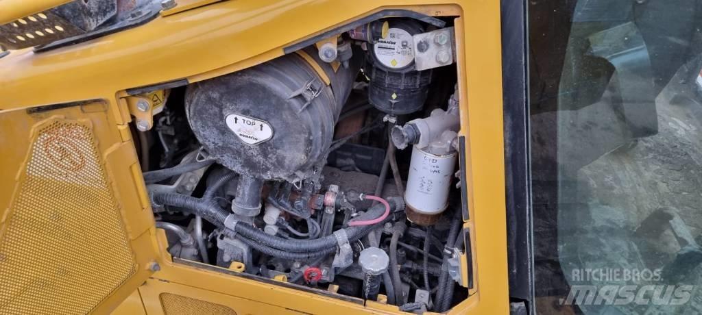 Komatsu D 61 PXI-24 Μπουλντόζες με ερπύστριες