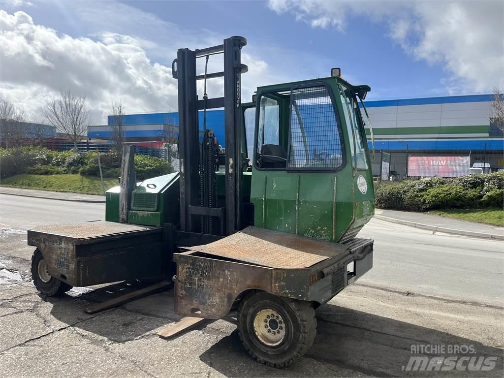 Combilift C5000SL Γερανοί πλευρικής φόρτωσης εμπορευματοκιβωτίων