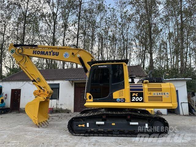 Komatsu PC200-8 Εκσκαφείς με ερπύστριες