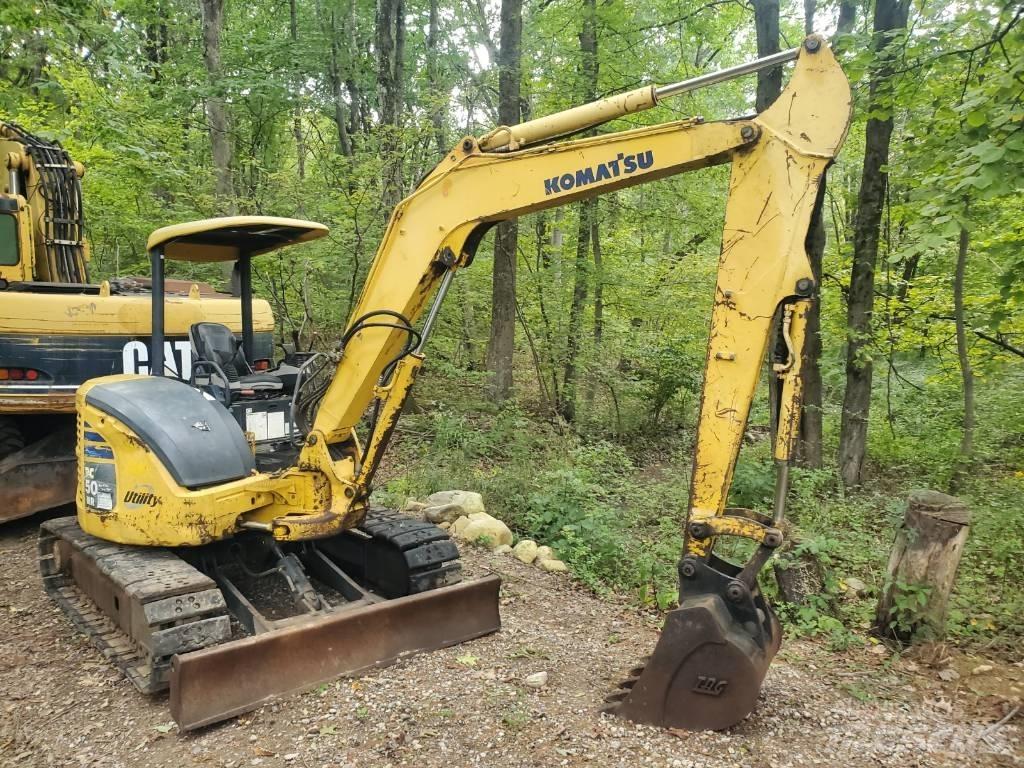 Komatsu PC50MR-2 Εκσκαφάκι (διαβολάκι) < 7t