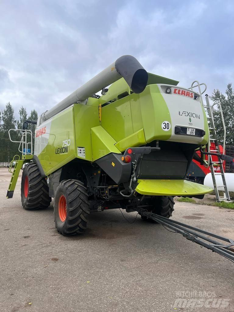 CLAAS Lexion 750 Θεριζοαλωνιστικές μηχανές