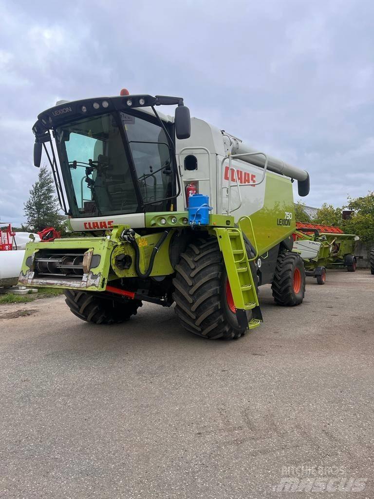 CLAAS Lexion 750 Θεριζοαλωνιστικές μηχανές