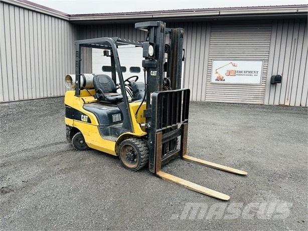 CAT C 6000 Μηχανές χειρισμού εμπορευματοκιβωτίων