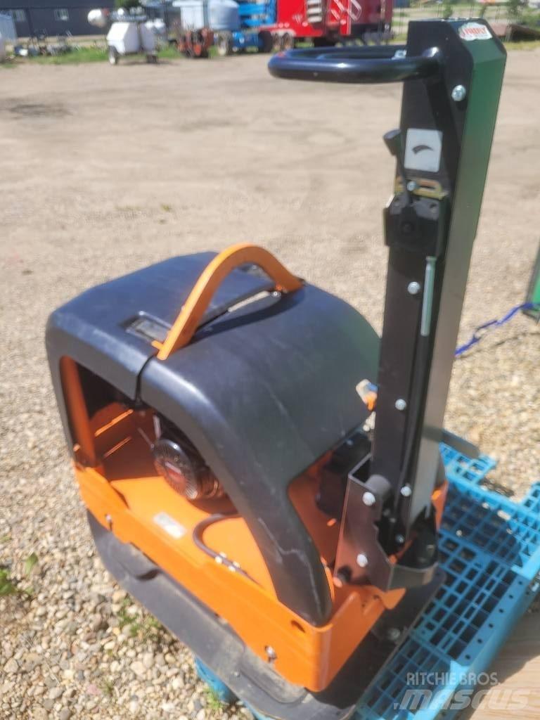 Atlas Copco RP400 Ρυμουλκούμενοι οδοστρωτήρες με δόνηση