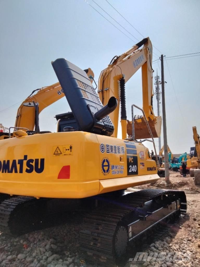 Komatsu PC 240 Εκσκαφείς με ερπύστριες
