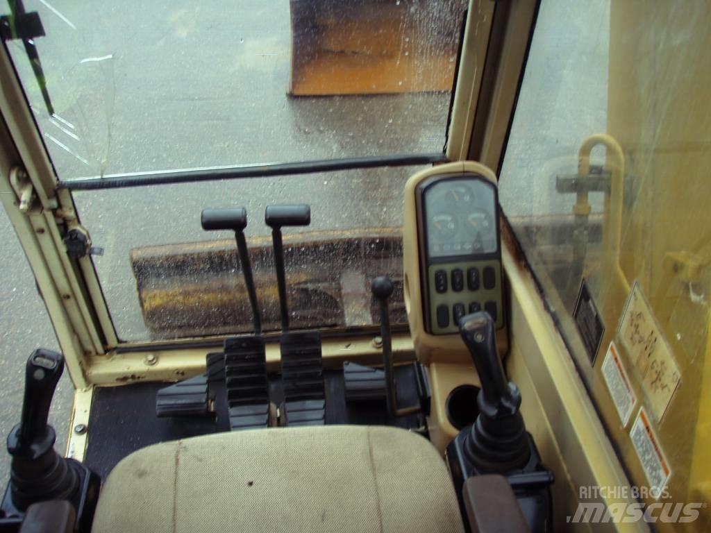 CAT 307 Μίνι εκσκαφείς 7t - 12t
