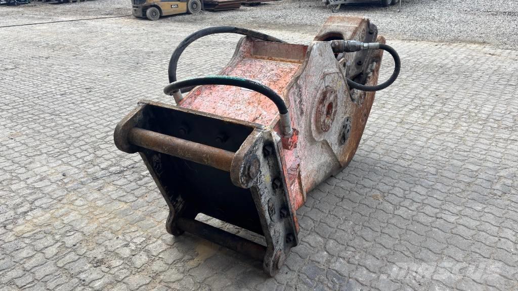 NPK G 18 J Θραυστήρες κατασκευών