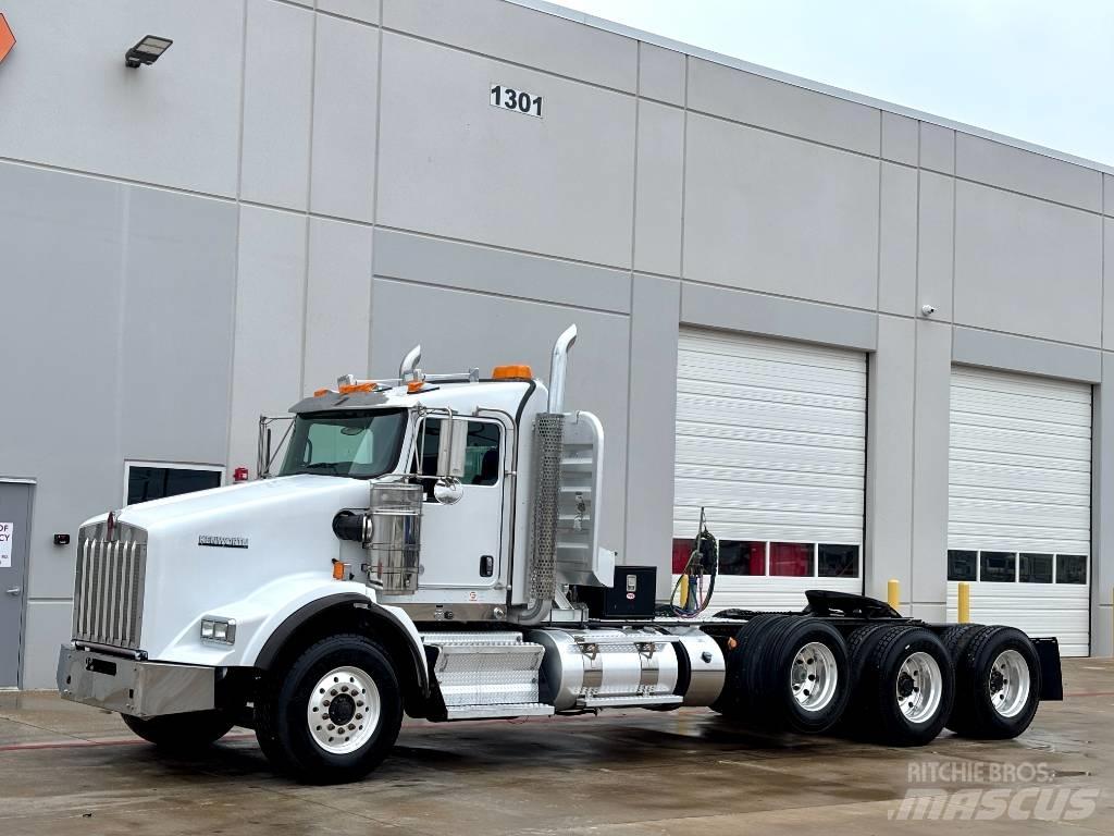 Kenworth T 800 Τράκτορες