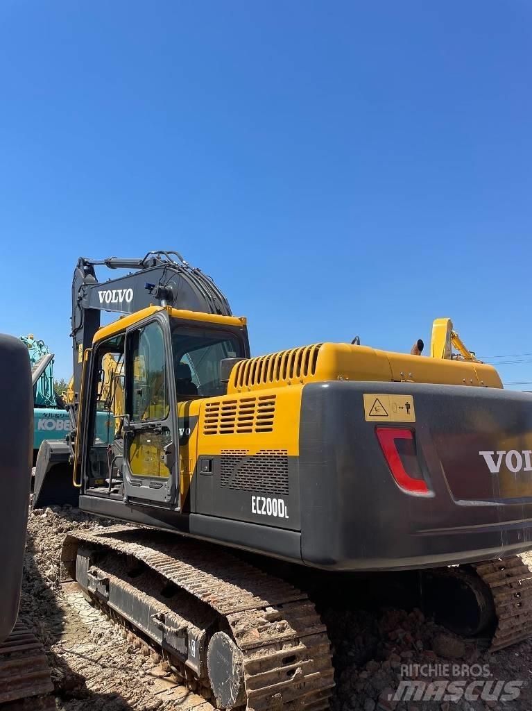 Volvo EC200 Εκσκαφείς με ερπύστριες