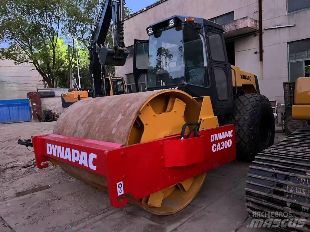 Dynapac CA 30 D Οδοστρωτήρες μονού κυλίνδρου