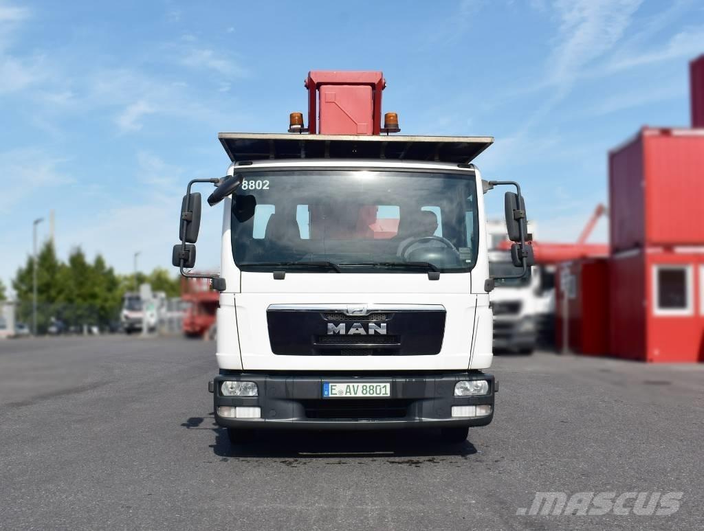 Ruthmann T 330 Εναέριες πλατφόρμες τοποθετημένες σε φορτηγό