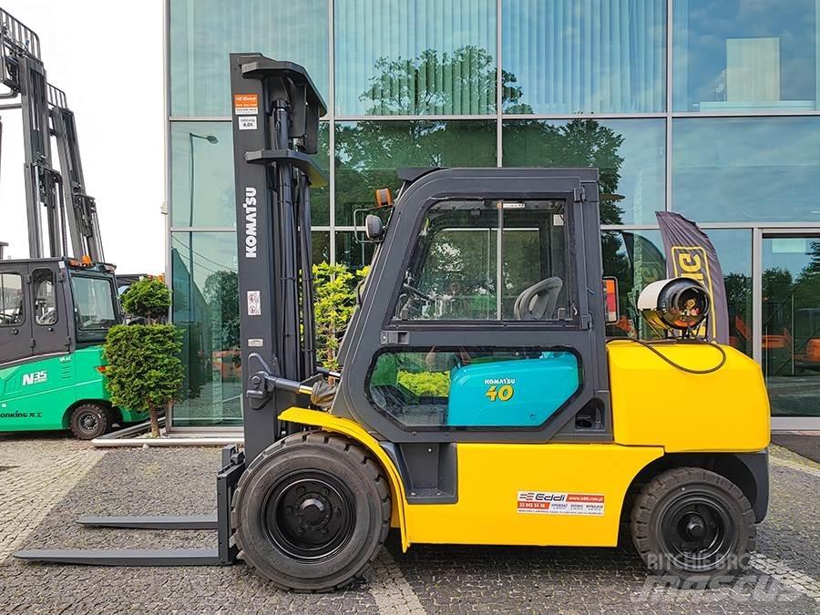 Komatsu FG40T-7 Περονοφόρα ανυψωτικά κλαρκ με φυσικό αέριο LPG
