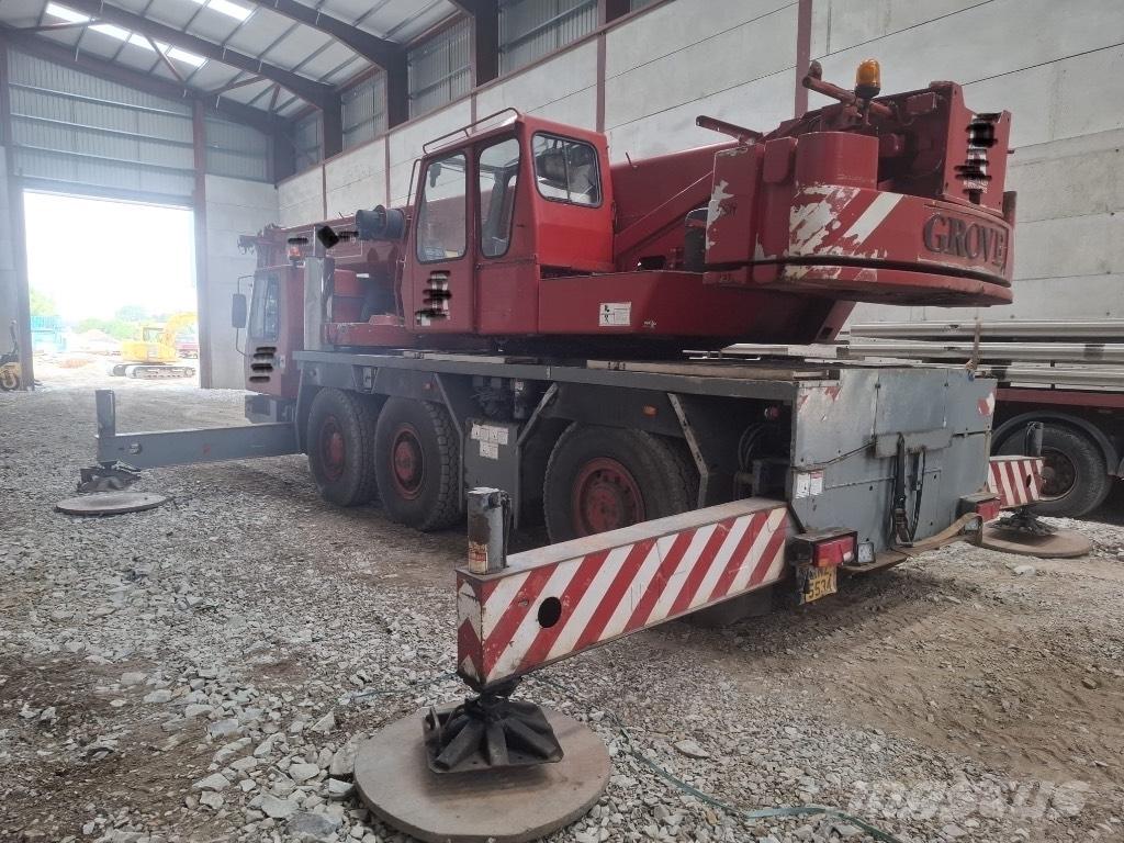 Grove 3050 Γερανοί παντός εδάφους