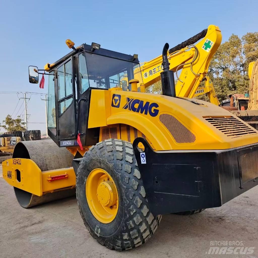 XCMG XS 142 J Οδοστρωτήρες μονού κυλίνδρου