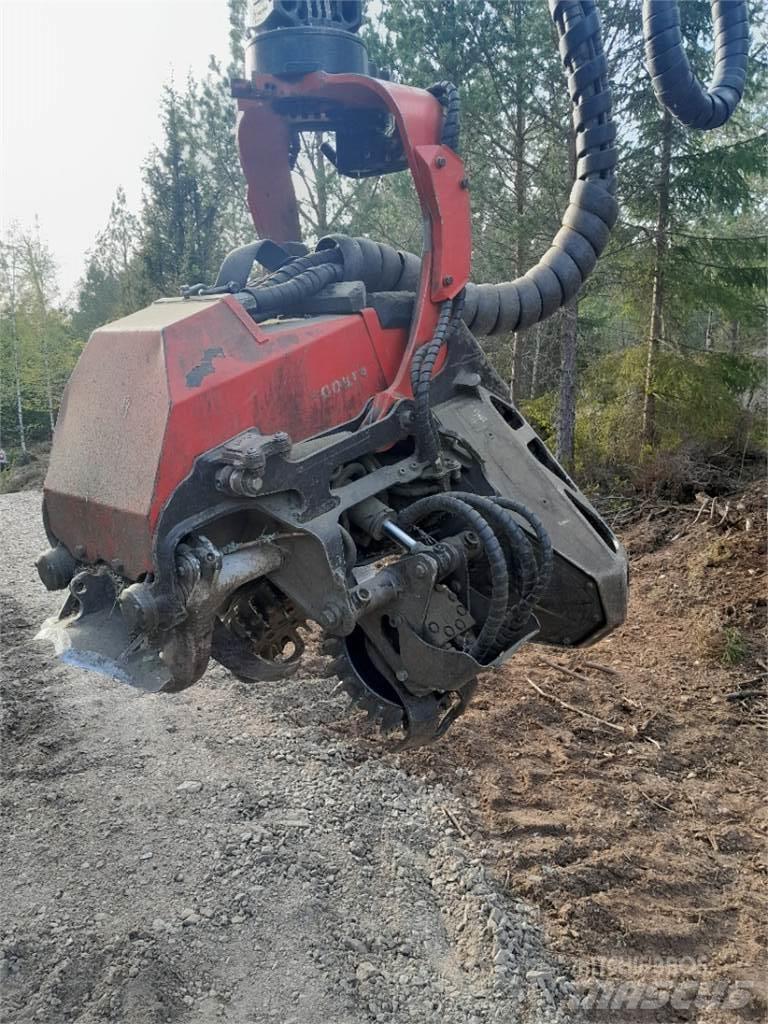 Komatsu C93 Κεφαλές συλλεκτικών μηχανών