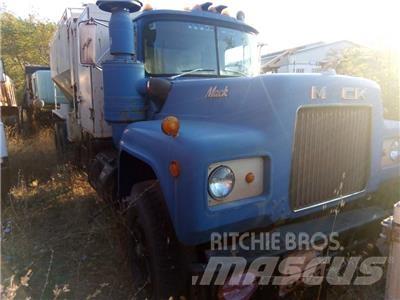 Mack R 600 Φορτηγά Ανατροπή