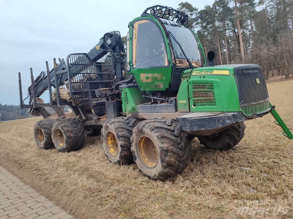 John Deere 1010 E Μεταφορείς ξυλείας
