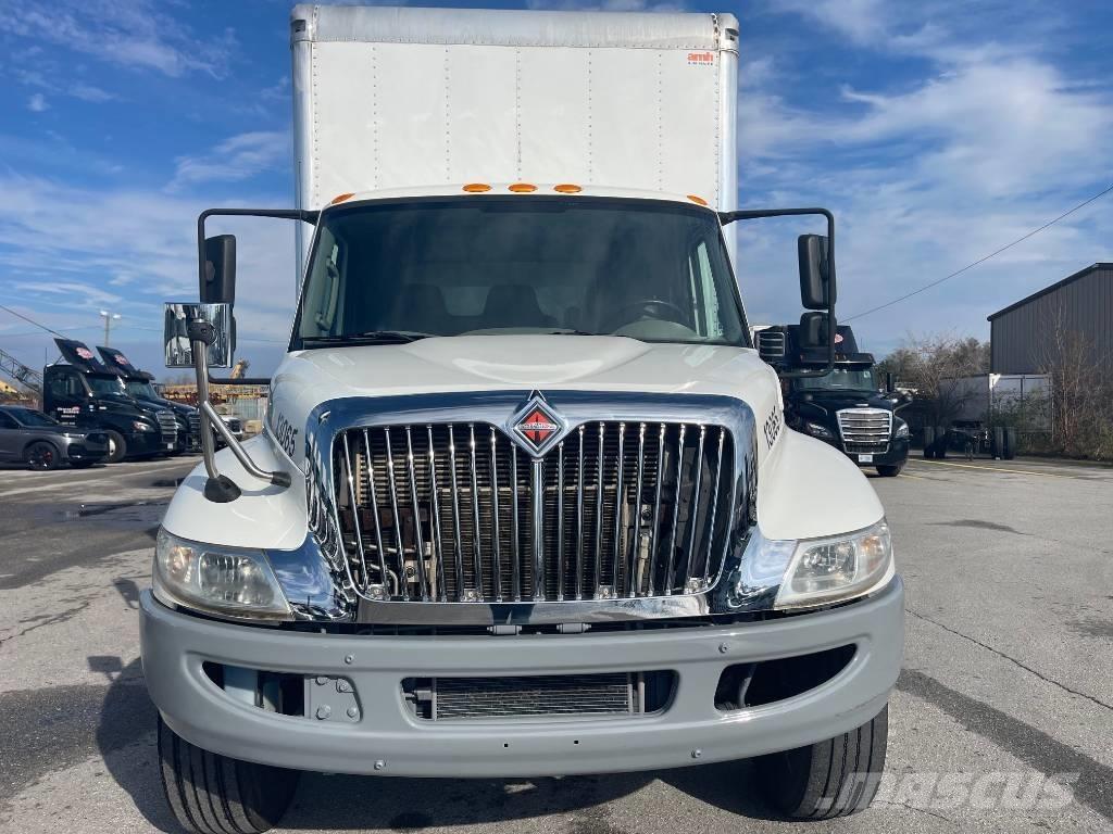 International 4300 Φορτηγά Κόφα