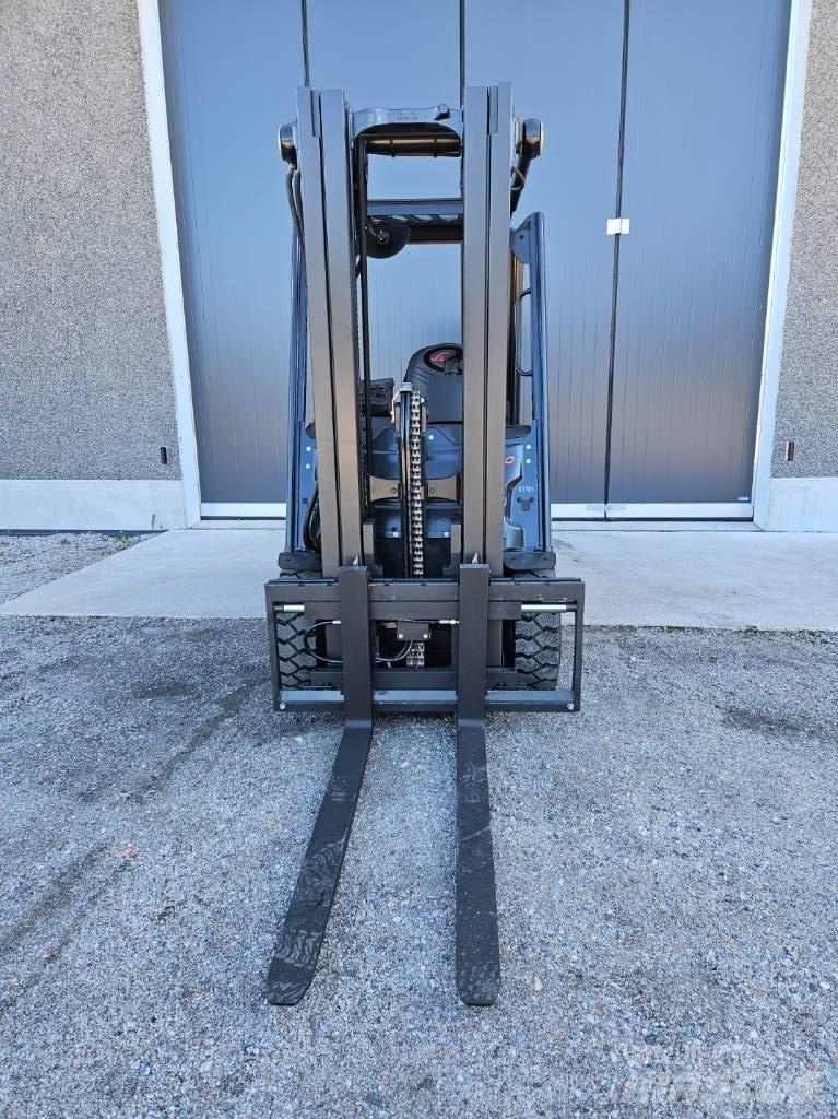 Linde E30-01 Ηλεκτρικά περονοφόρα ανυψωτικά κλαρκ