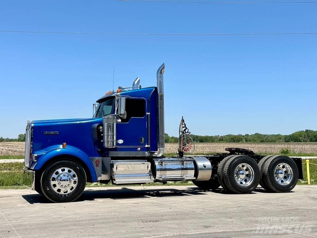 Kenworth W 900 Τράκτορες