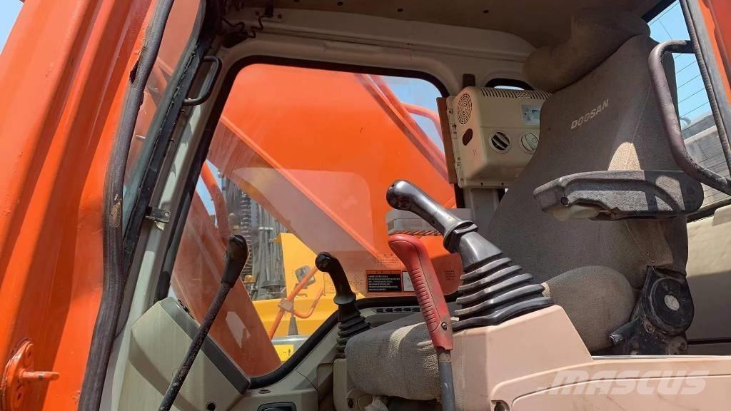 Doosan DH 300 LC-7 Εκσκαφείς με ερπύστριες