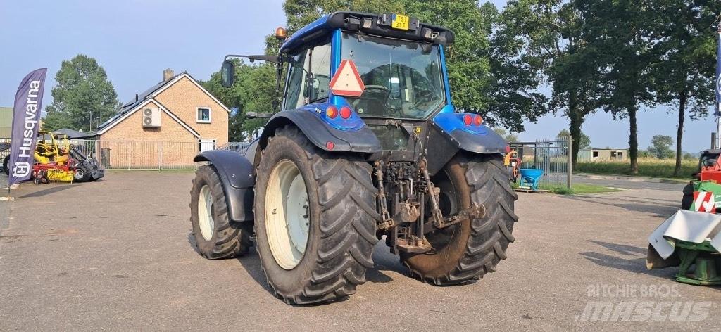 Valtra T160 Τρακτέρ