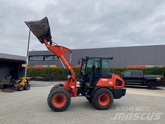 Kubota R 090 Φορτωτές με λάστιχα (Τροχοφόροι)