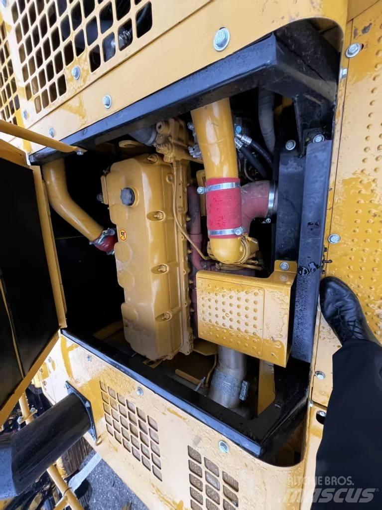 CAT 349 D2 Εκσκαφείς με ερπύστριες