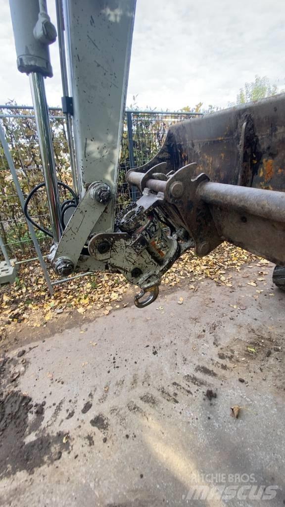Takeuchi TB 240 Εκσκαφάκι (διαβολάκι) < 7t