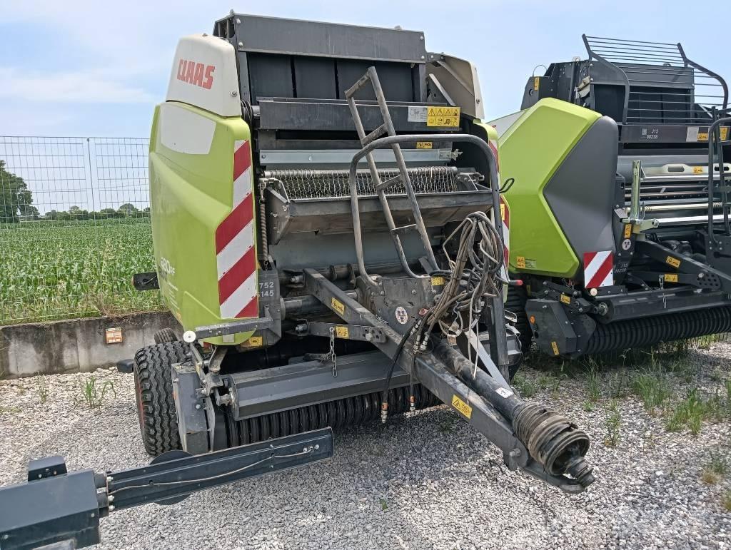 CLAAS Variant 480 RF Πρέσες κυλινδρικών δεμάτων