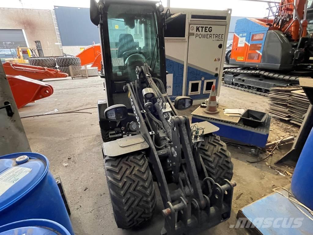 Kubota RT220-2e Φορτωτές με λάστιχα (Τροχοφόροι)