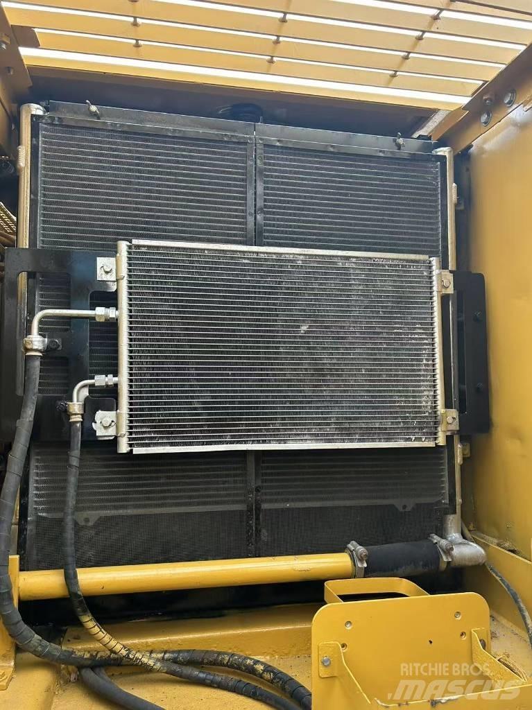 CAT 320 C L Εκσκαφείς με ερπύστριες