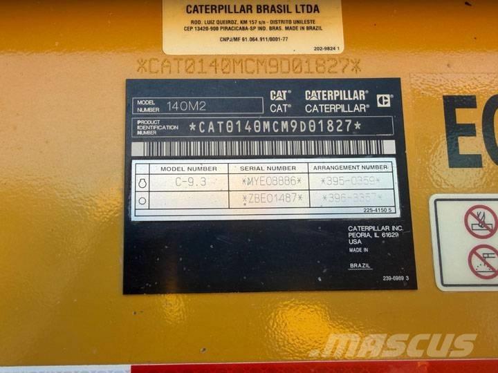 CAT 140 M 2 Γκρέιντερς