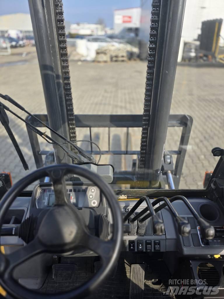 Mitsubishi FG 55 NT Περονοφόρα ανυψωτικά κλαρκ με φυσικό αέριο LPG
