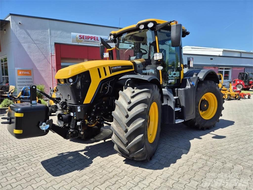 JCB FASTRAC 4220 Τρακτέρ