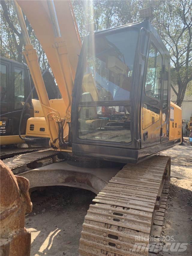 Hyundai R215-7 Εκσκαφείς με ερπύστριες